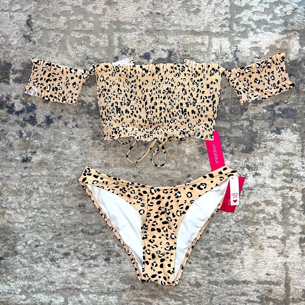 NEW Cheetah print two piece swimsuit - Size Medium